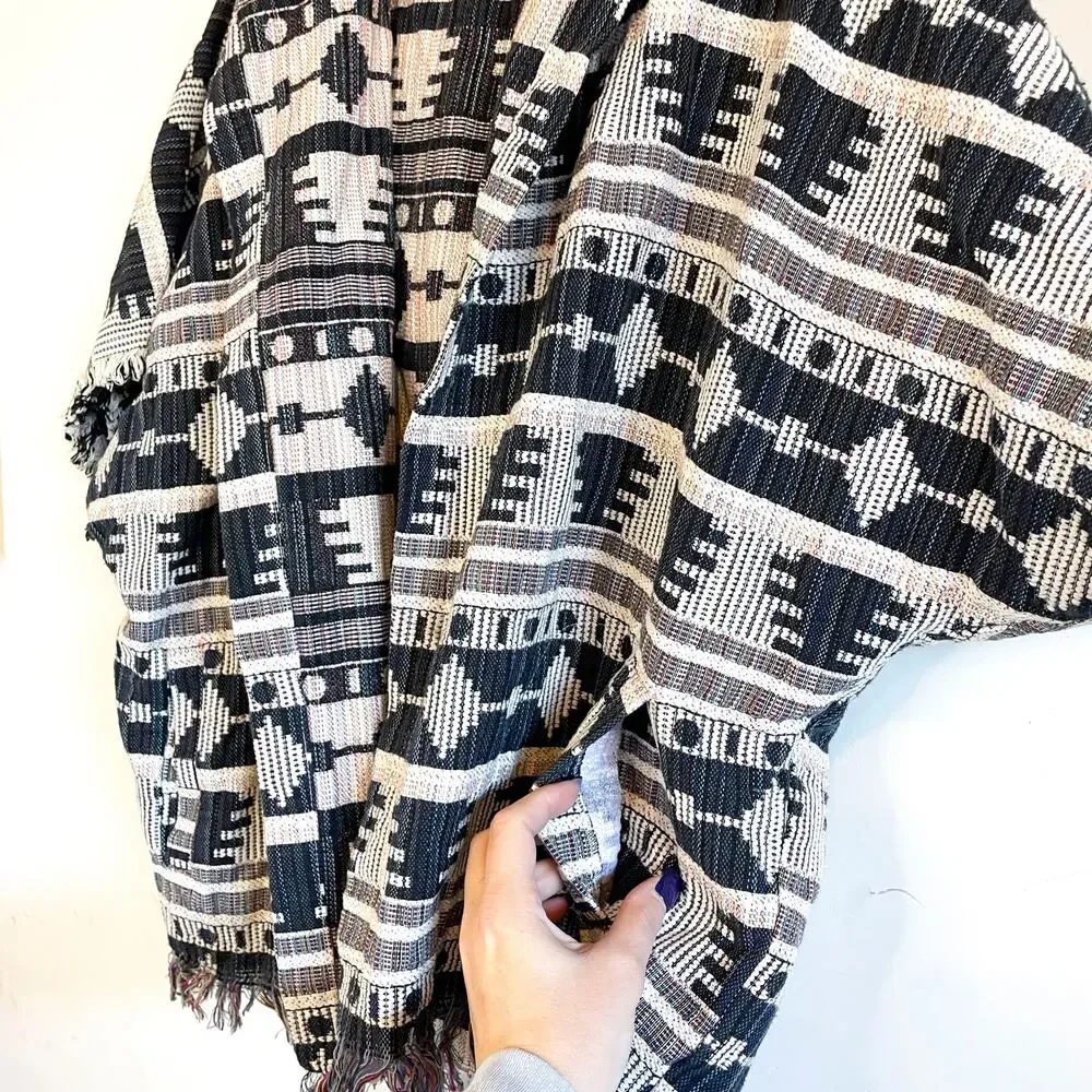 BB Dakota Black & White Print Knit Cozy Hooded Jacket w/‎ Belt Boho Women's S
